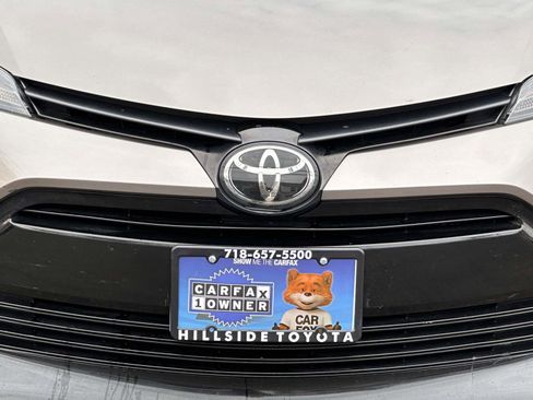 Used 2019 Toyota Corolla LE image 6