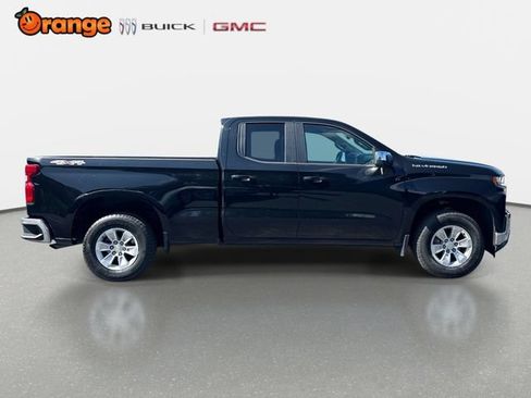 Used 2020 Chevrolet Silverado 1500 LT w/ Trailering Package AWD/4WD image 2