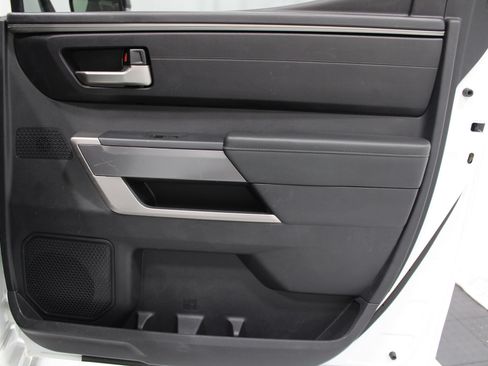 Used 2022 Toyota Tundra SR5 w/ Convenience Package RWD image 21