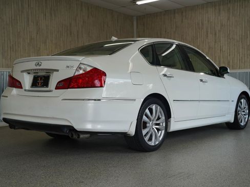 Used 2010 INFINITI M35 w/ Technology Pkg RWD image 10