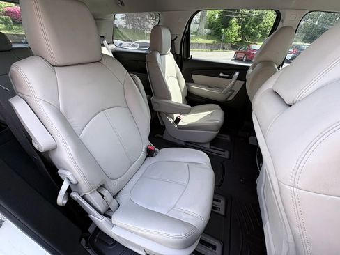 Used 2012 GMC Acadia SLT AWD/4WD image 20