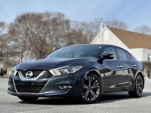 Used 2017 Nissan Maxima 3.5 SL image 1