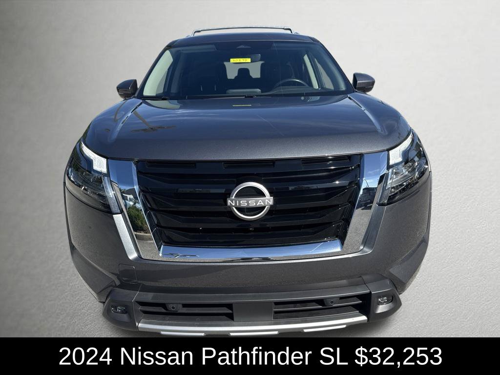 Used 2024 Nissan Pathfinder SL AWD/4WD image 8