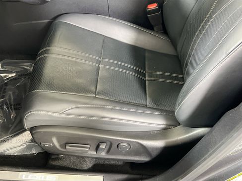 Used 2022 Lexus RX 350 AWD w/ Luxury Package image 19