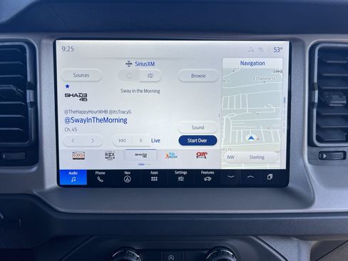 New 2025 Ford Bronco Outer Banks w/ Sasquatch Package AWD/4WD image 18