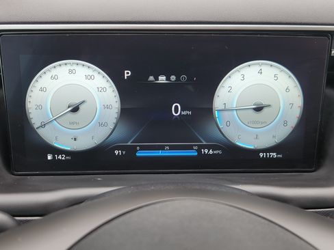 Used 2023 Hyundai Santa Cruz Night AWD/4WD image 11