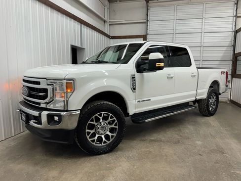 Used 2020 Ford F250 Lariat image 9