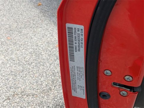 Used 2023 Dodge Challenger R/T w/ Plus Package image 31