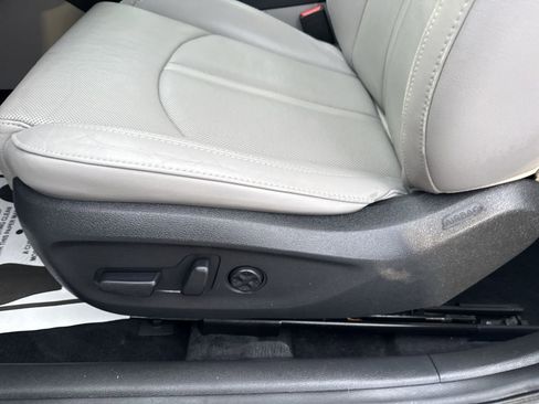 Used 2018 Hyundai Sonata Limited image 14