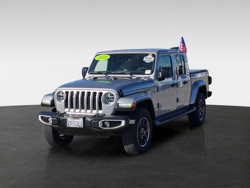Used 2021 Jeep Gladiator Overland w/ Popular Equipment Package AWD/4WD image 8