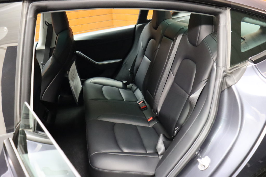 Used 2023 Tesla Model 3 Standard Range RWD image 27