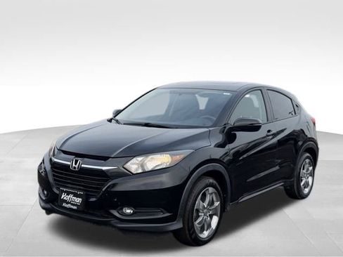 Used 2017 Honda HR-V EX image 3
