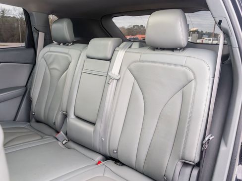 Used 2021 Lincoln Nautilus Reserve w/ Monochromatic Package image 18