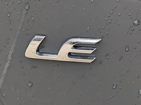 Used 2025 Toyota Corolla LE w/ Convenience Package image 12