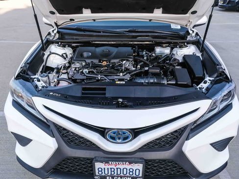 Certified 2020 Toyota Camry SE FWD image 29