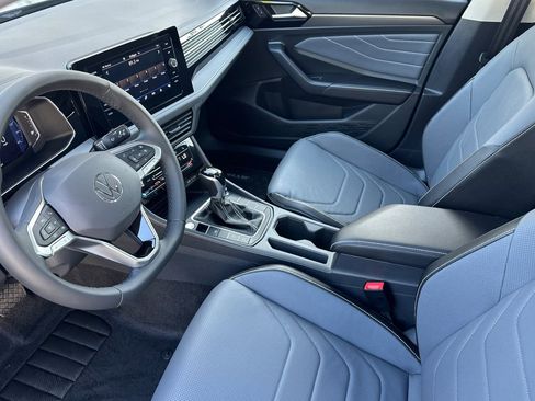 New 2026 Volkswagen Jetta SEL image 8