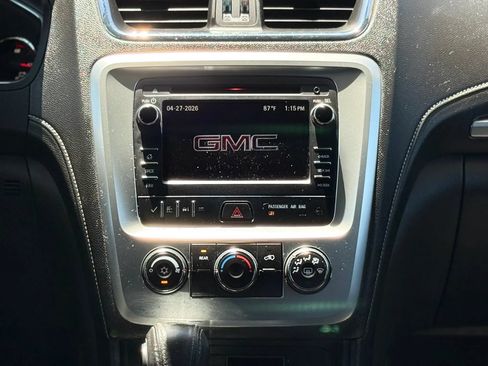 Used 2016 GMC Acadia SLE FWD image 25