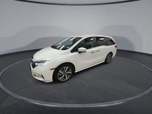 Used 2023 Honda Odyssey Touring image 4