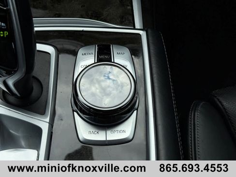 Used 2022 BMW 750i xDrive w/ Executive Package AWD/4WD image 27