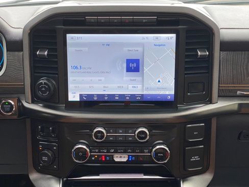 Used 2023 Ford F150 Platinum image 27