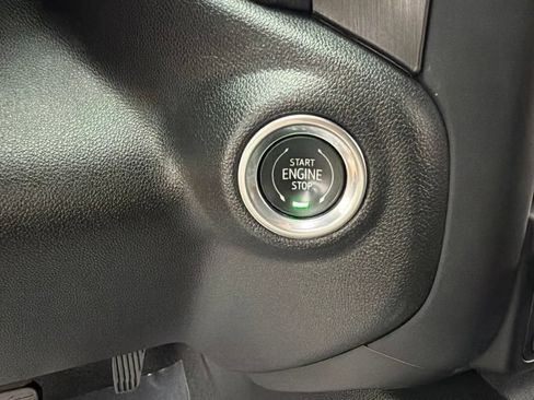 Used 2020 GMC Sierra 2500 AT4 w/ AT4 Premium Package AWD/4WD image 16