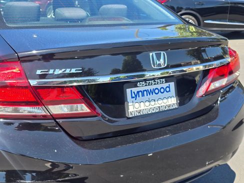 Used 2015 Honda Civic SE image 13