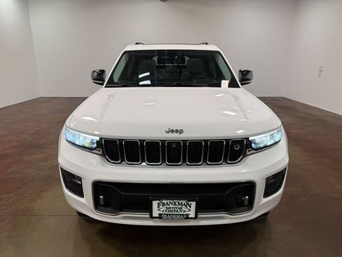 Used 2021 Jeep Grand Cherokee L Overland w/ Advanced Protech Group III AWD/4WD image 40