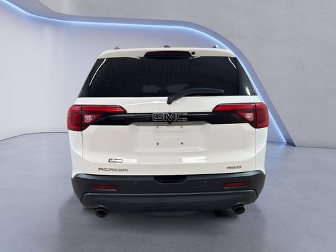 Used 2019 GMC Acadia SLT w/ Black Edition image 5