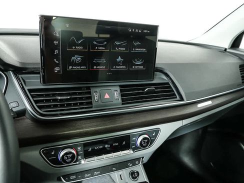 Used 2022 Audi Q5 2.0T Premium Plus w/ Premium Plus Package image 12