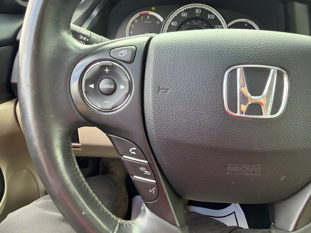 Used 2015 Honda Accord EX-L image 23