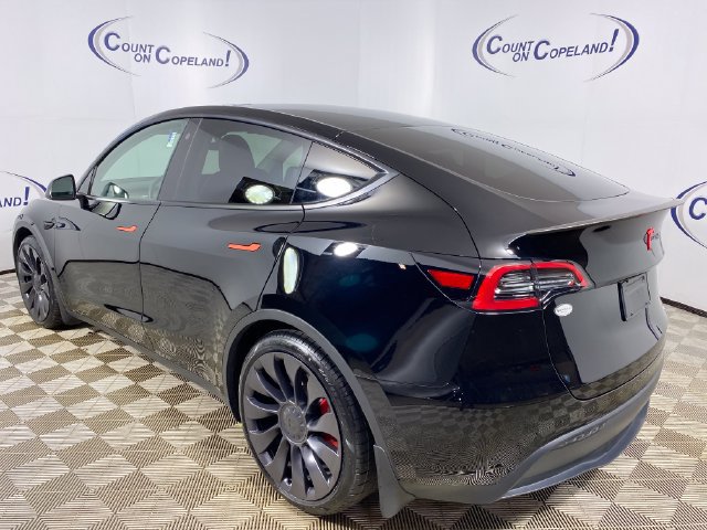 Used 2023 Tesla Model Y Performance AWD/4WD image 4
