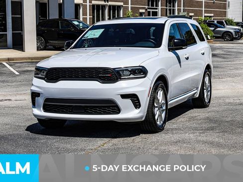 Used 2024 Dodge Durango GT RWD image 3
