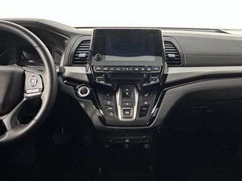 Used 2024 Honda Odyssey Touring image 25