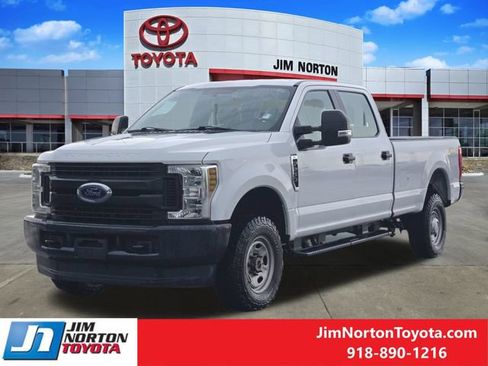 Used 2019 Ford F250 XL w/ Power Equipment Group AWD/4WD image 3