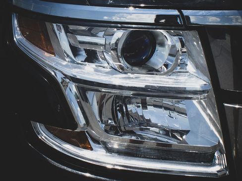 Used 2015 Chevrolet Tahoe LT AWD/4WD image 26