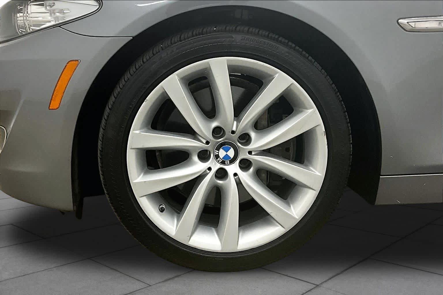 Used 2011 BMW 535i Sedan RWD image 10