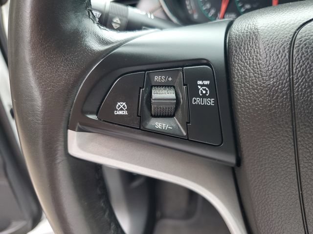 Used 2022 Chevrolet Trax LT w/ Driver Confidence Package AWD/4WD image 26