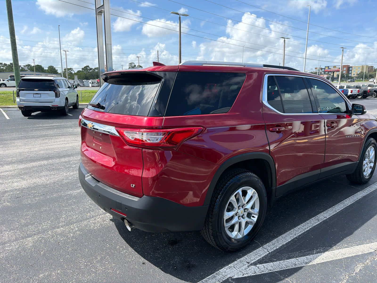 Used 2018 Chevrolet Traverse LT FWD image 18