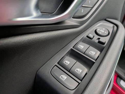 Used 2025 BMW M340i xDrive w/ Premium Package image 29