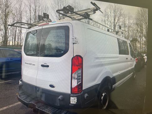 Used 2018 Ford Transit 250 148 Low Roof image 9