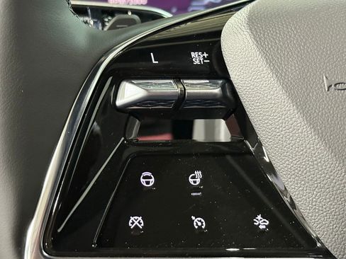 New 2026 Cadillac Escalade Luxury w/ Touring Package image 14