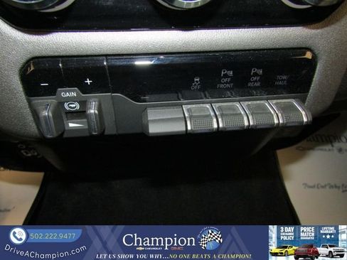 Used 2025 RAM 1500 Warlock AWD/4WD image 39