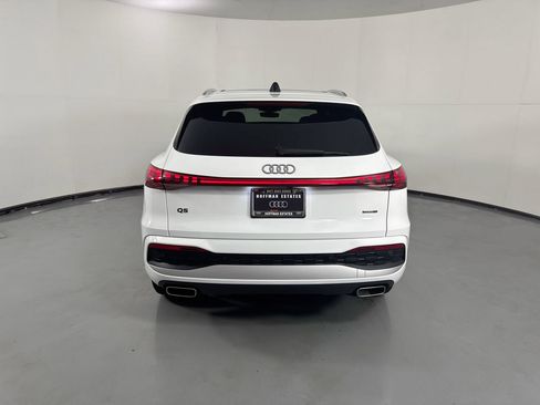 Used 2025 Audi Q5 Premium Plus w/ Premium Plus AWD/4WD image 6
