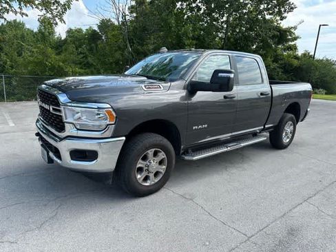 Certified 2024 RAM 2500 Big Horn AWD/4WD image 2