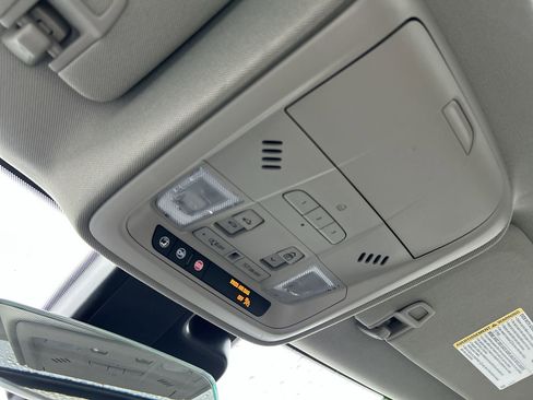 Used 2022 Cadillac XT4 Luxury w/ Cold Weather Package image 30