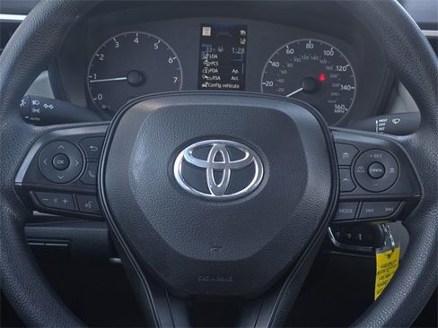 Certified 2025 Toyota Corolla LE image 25