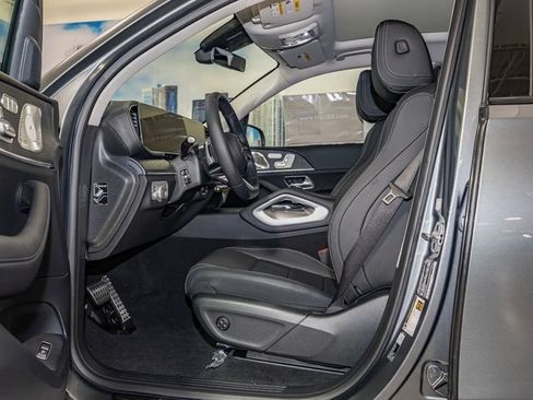 Used 2026 Mercedes-Benz GLS 450 4MATIC image 20