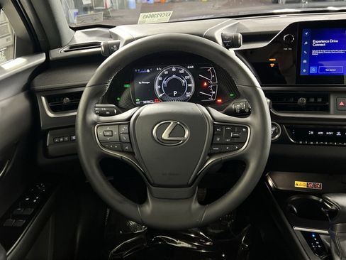 Used 2023 Lexus UX 250h AWD w/ Accessory Package (Z2) image 16