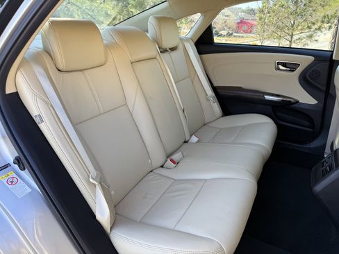 Used 2018 Toyota Avalon XLE image 41