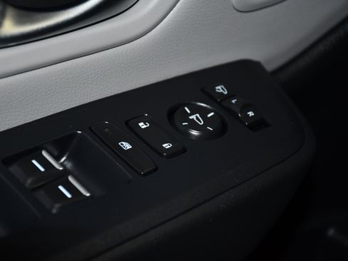 Certified 2025 Honda Pilot Elite image 34